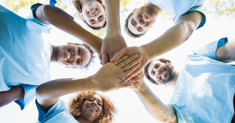 NEW Career Blog Image_924x485 - Volunteering Blog