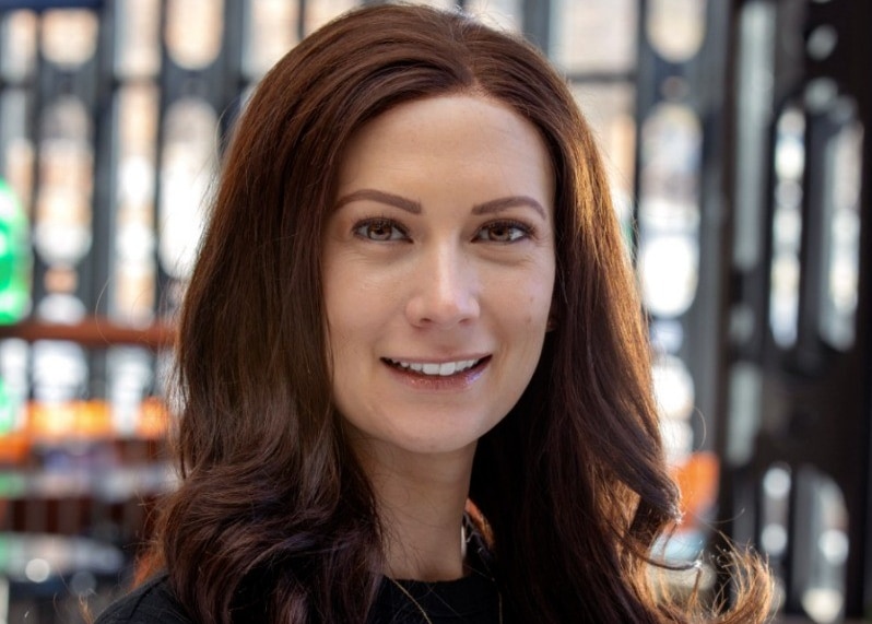 Enterprise Mobility Employee Headshot - Evangeline